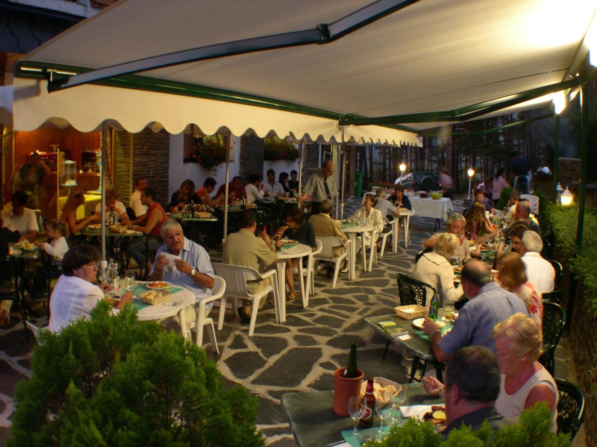 科马贝拉酒店 Sant Julià de Lòria 餐厅 照片